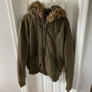 Hollister heavy sweatshirt